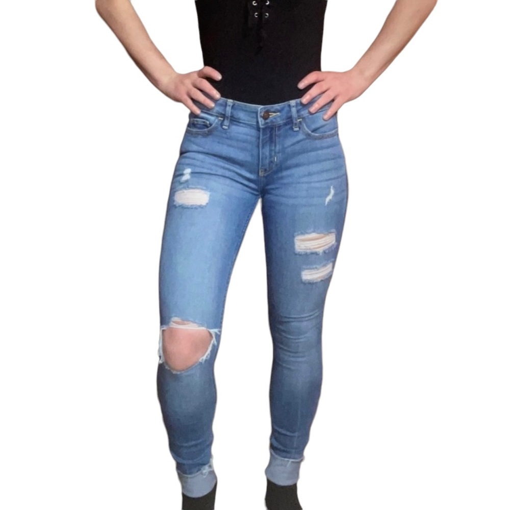SOLD Hollister Jeans Size 0